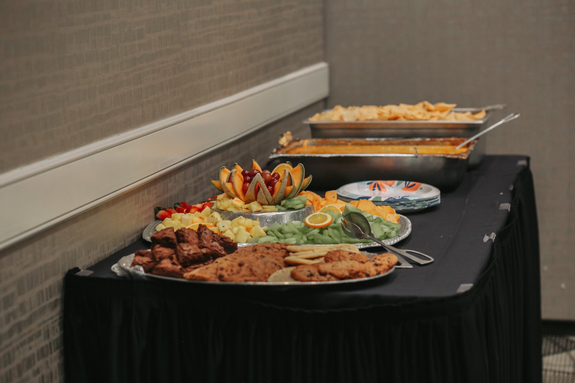 Buffet service setup